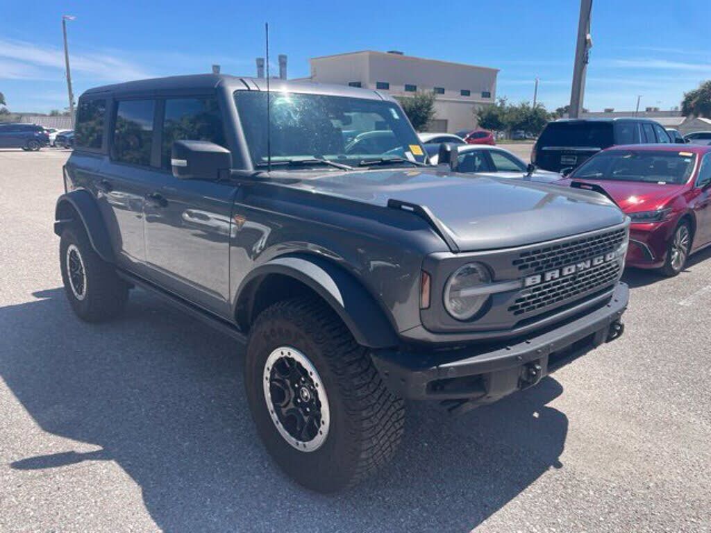 2024 FORD Bronco