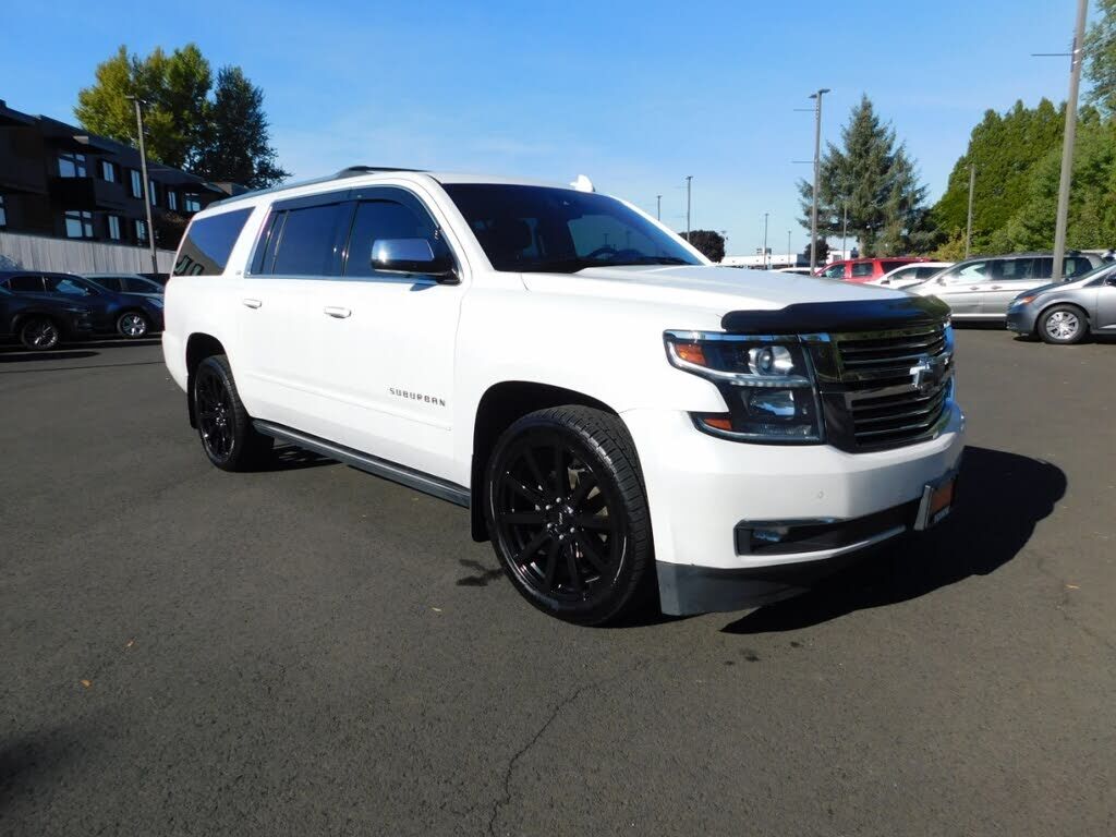 2016 CHEVROLET Suburban