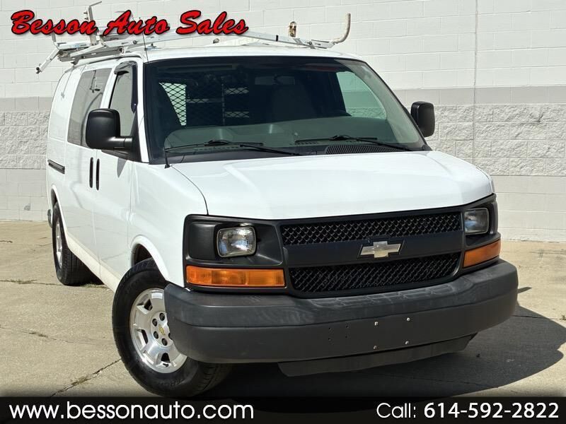 2013 CHEVROLET Express