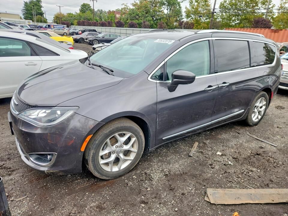 2018 CHRYSLER Pacifica