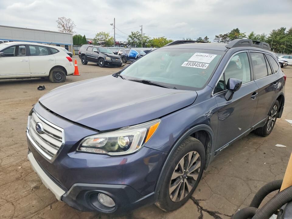 2015 SUBARU Outback