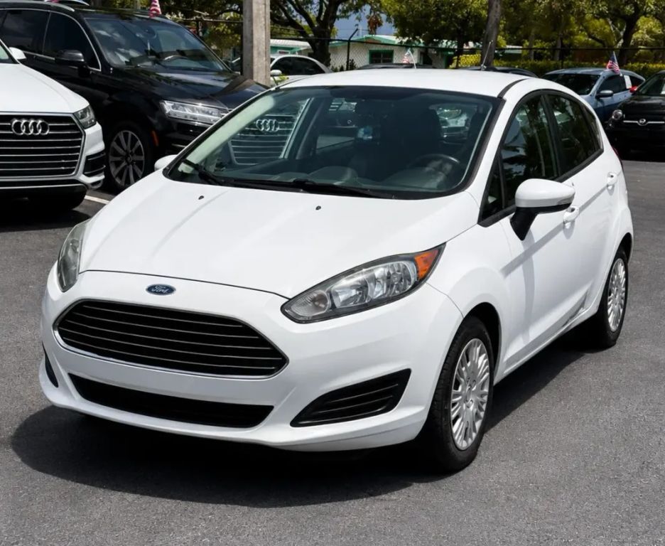 2014 FORD Fiesta