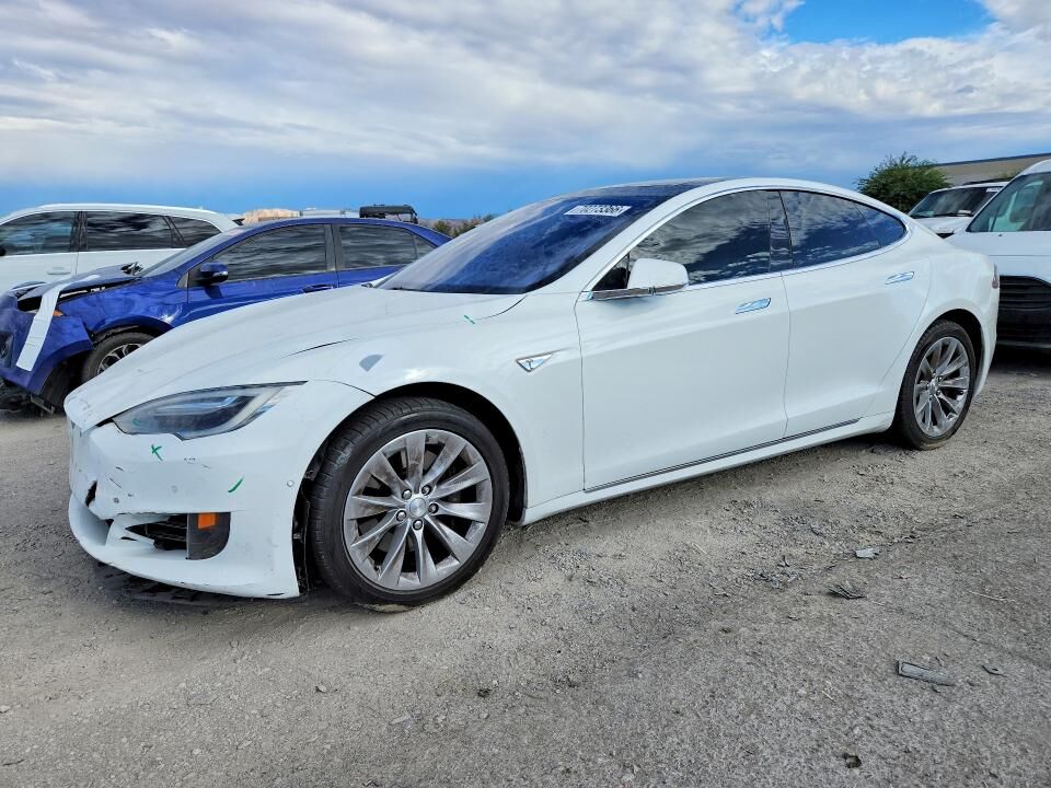 2016 TESLA Model S
