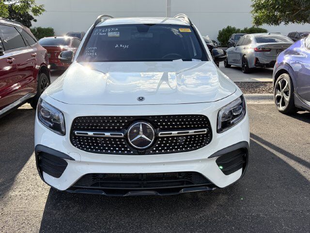 2023 Mercedes-Benz GLB-Class