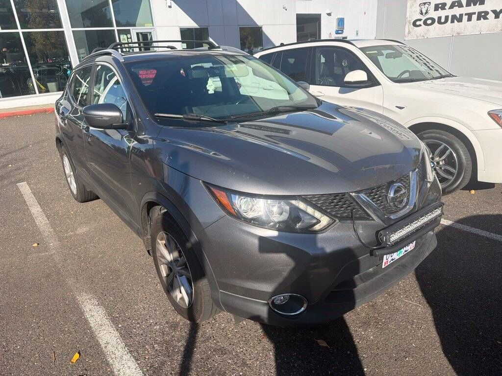 2017 NISSAN Rogue