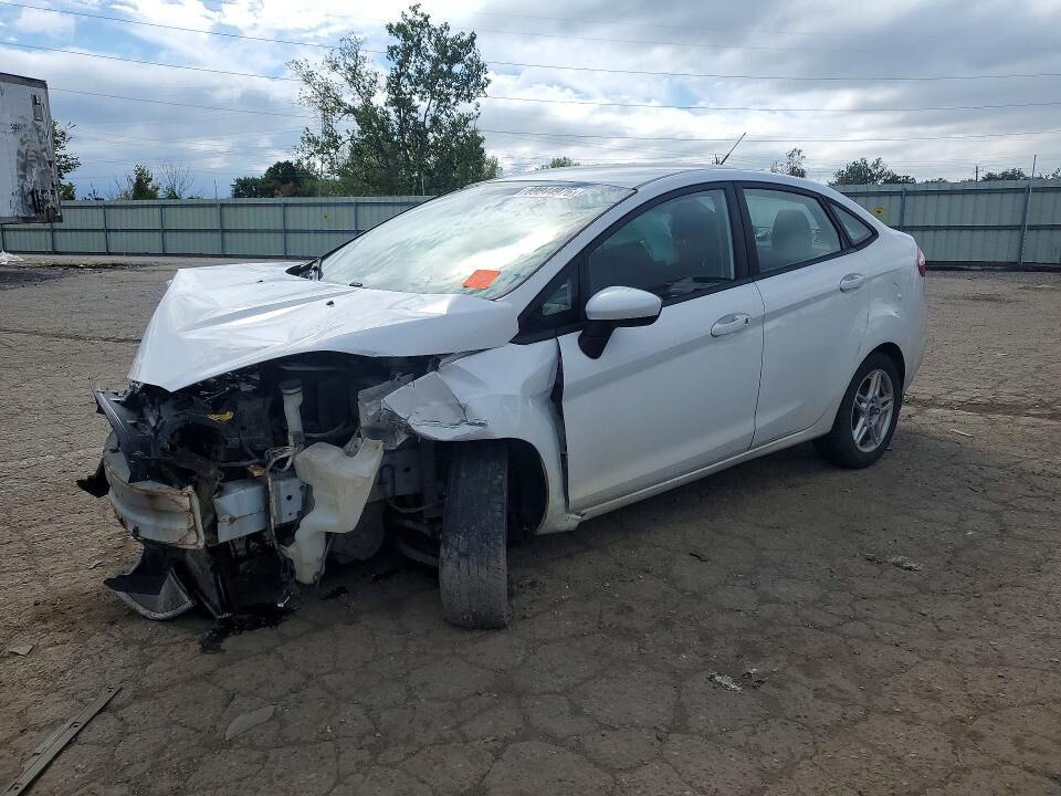2017 FORD Fiesta