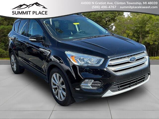 2017 FORD Escape