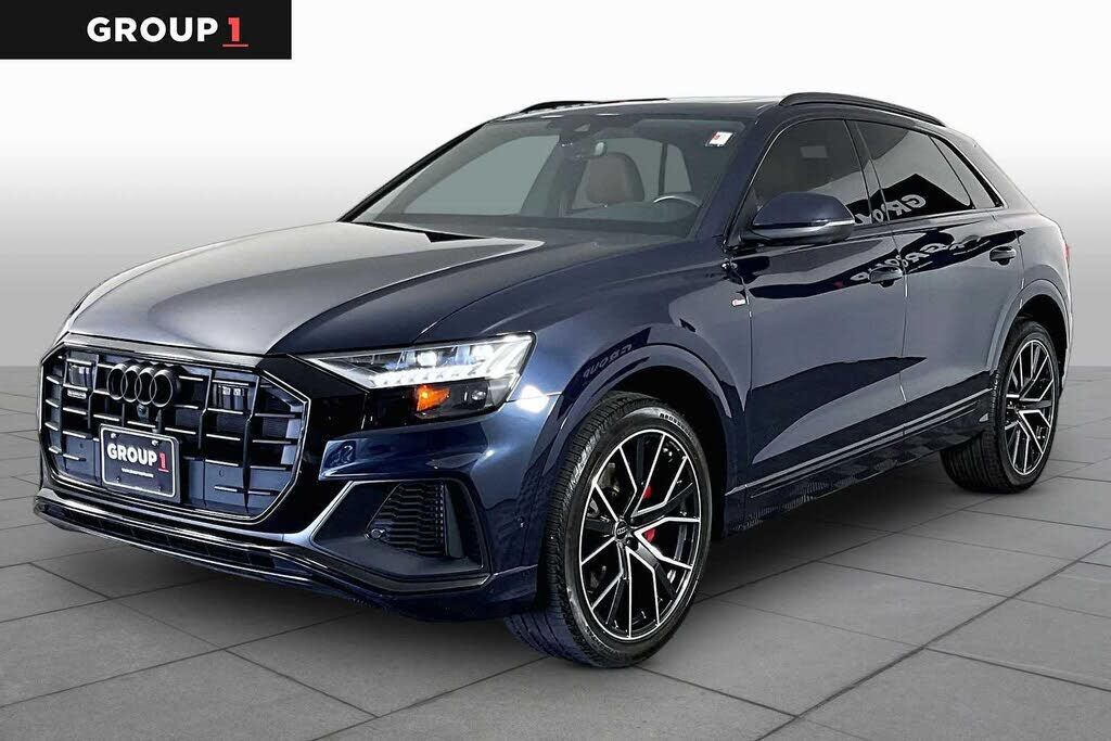 2023 AUDI Q8