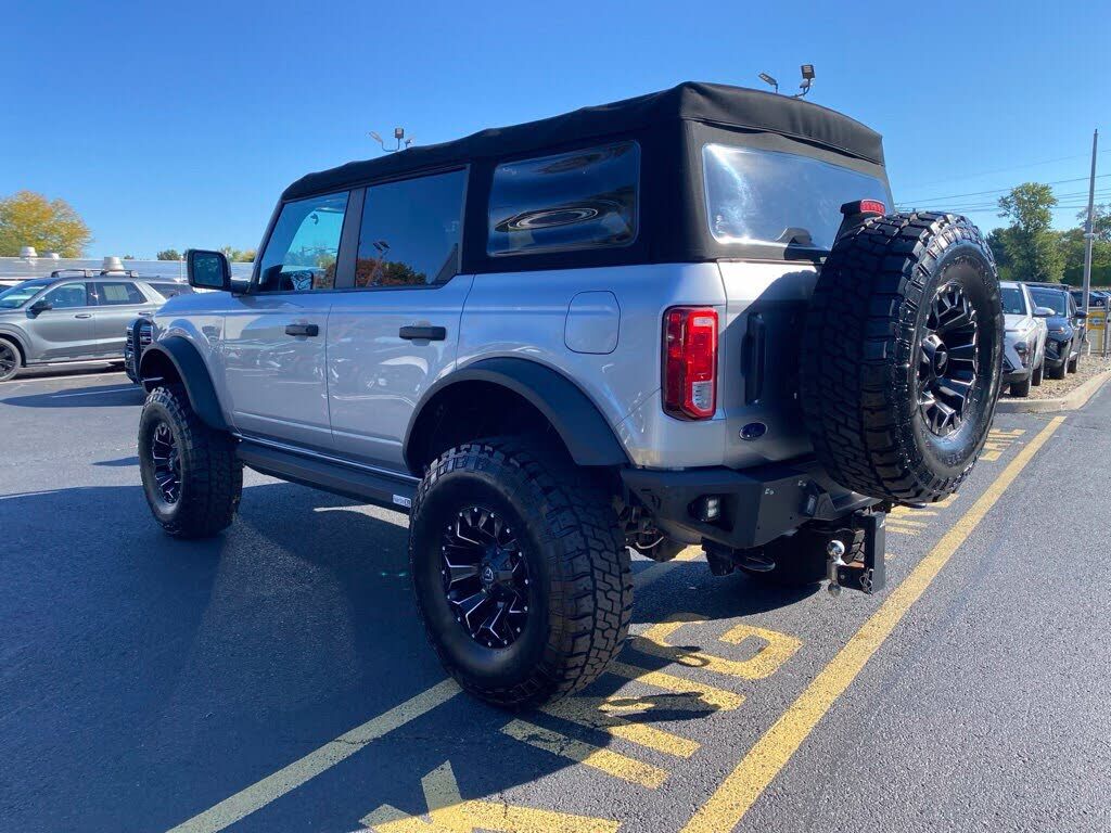 2021 FORD Bronco