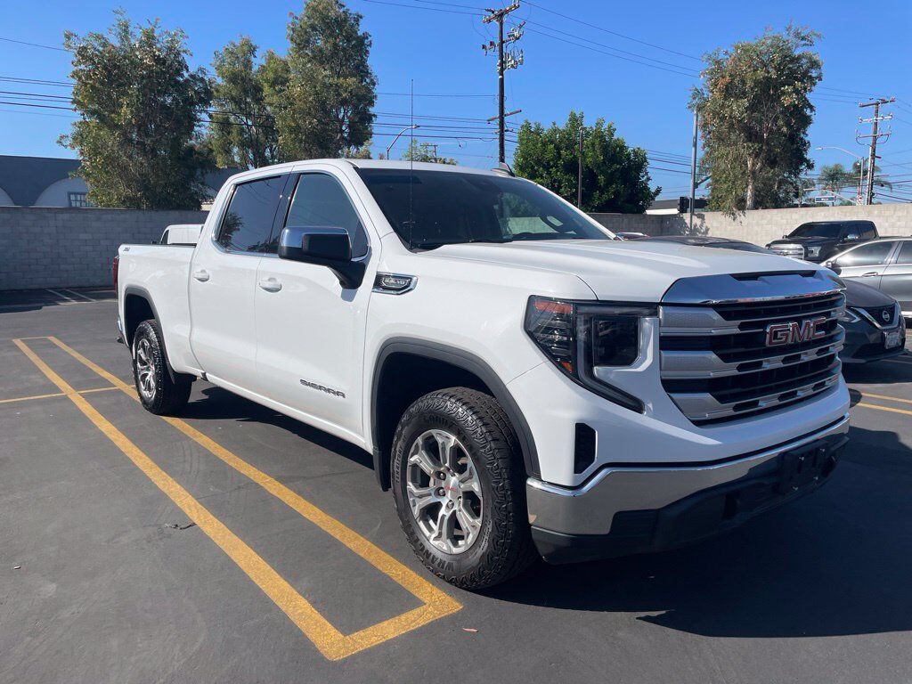 2023 GMC Sierra