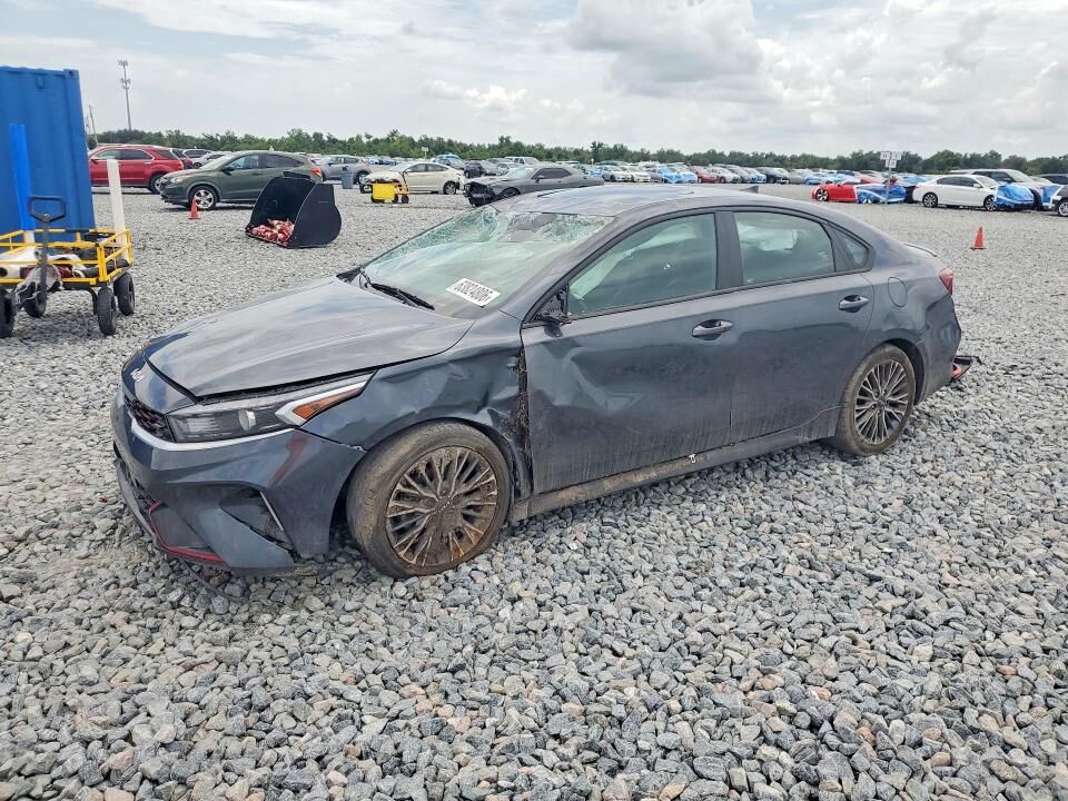 2023 KIA Forte