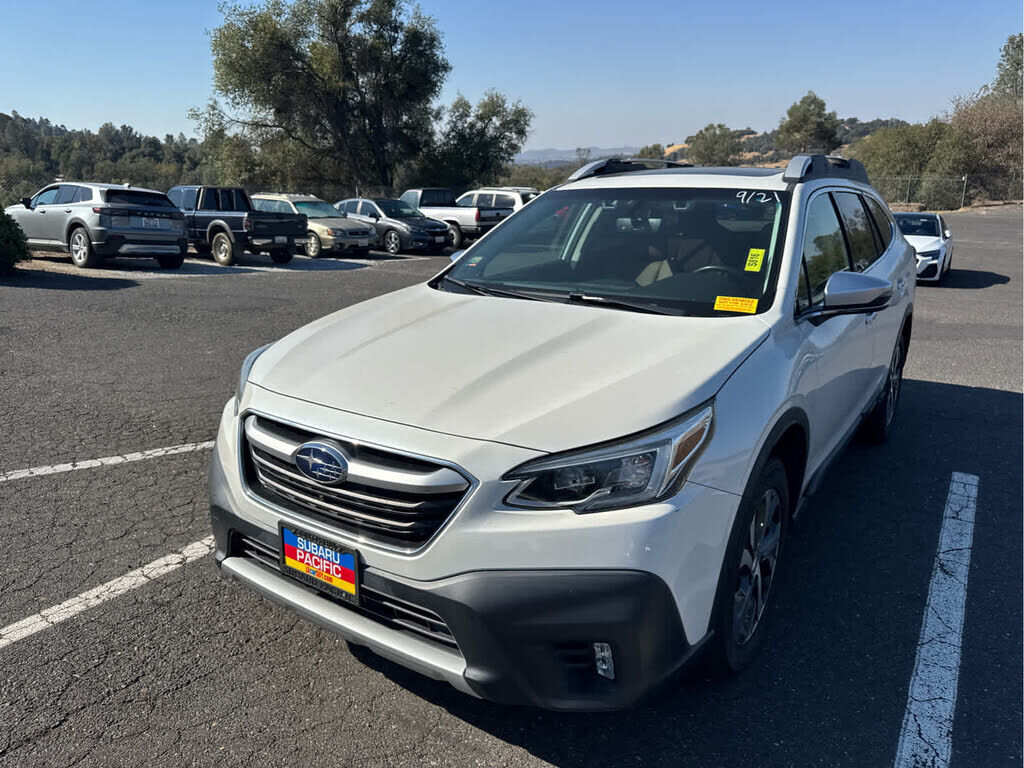 2020 SUBARU Outback