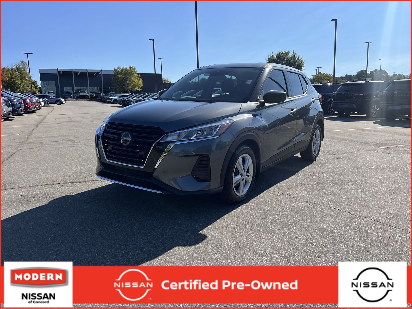 2025 NISSAN Kicks Play