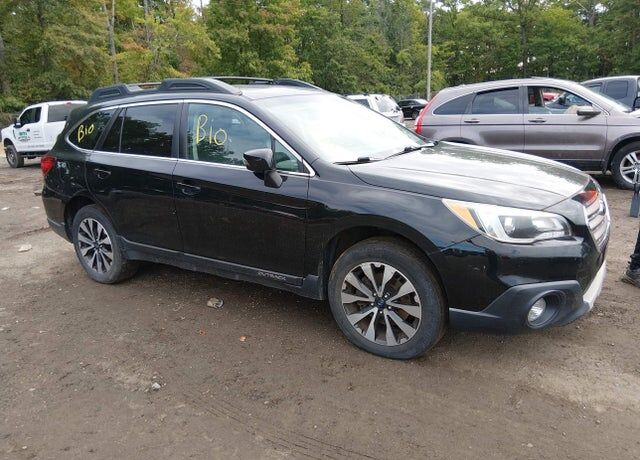 2015 SUBARU Outback
