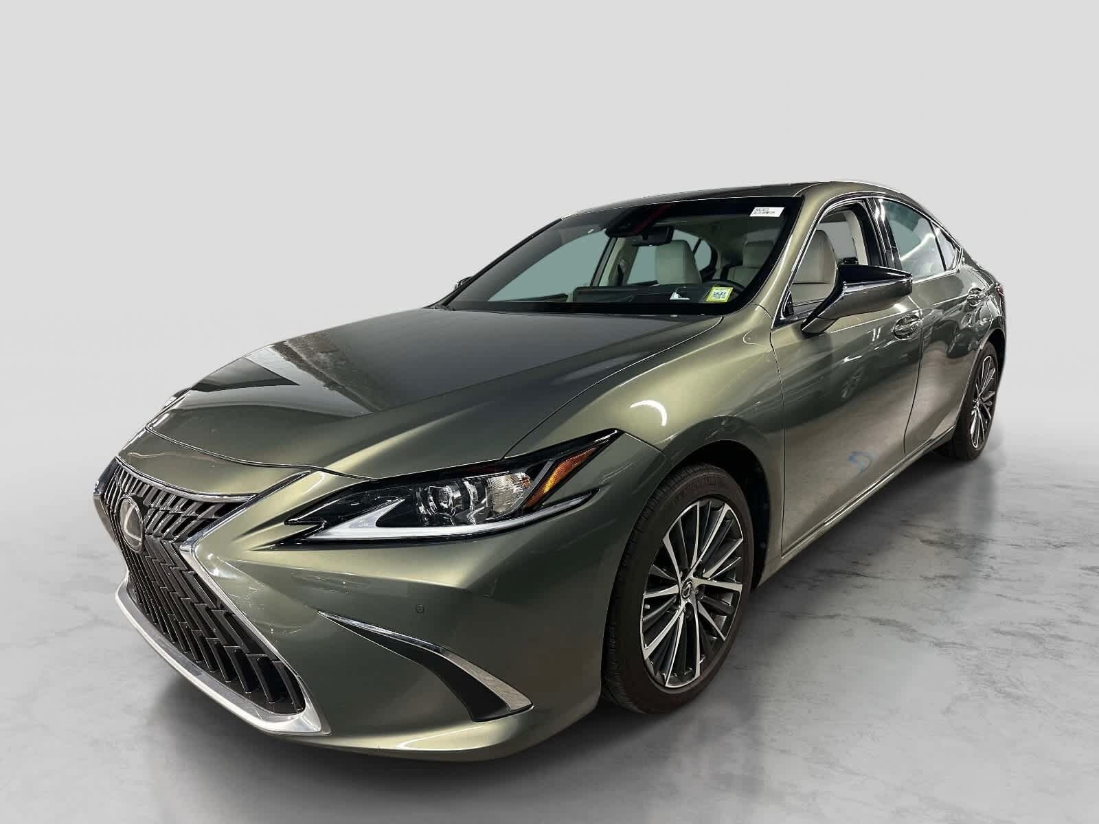 2025 LEXUS ES
