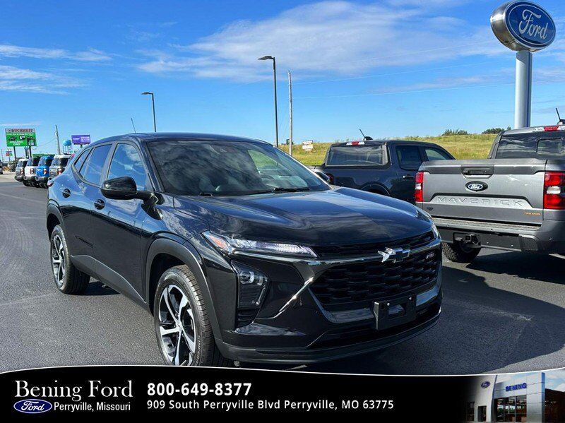 2024 CHEVROLET Trax