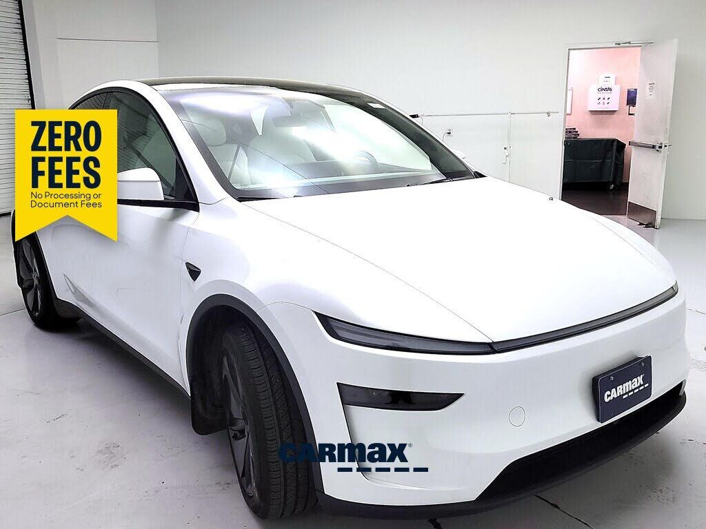 2026 TESLA Model Y