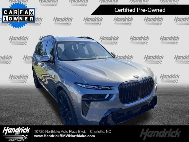 2023 BMW X7