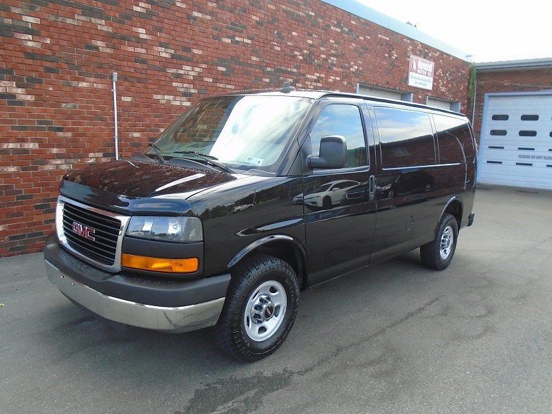 2016 GMC Savana