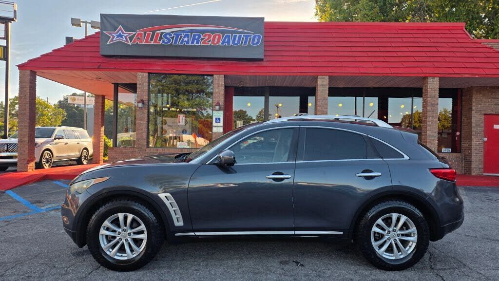 2011 INFINITI FX35