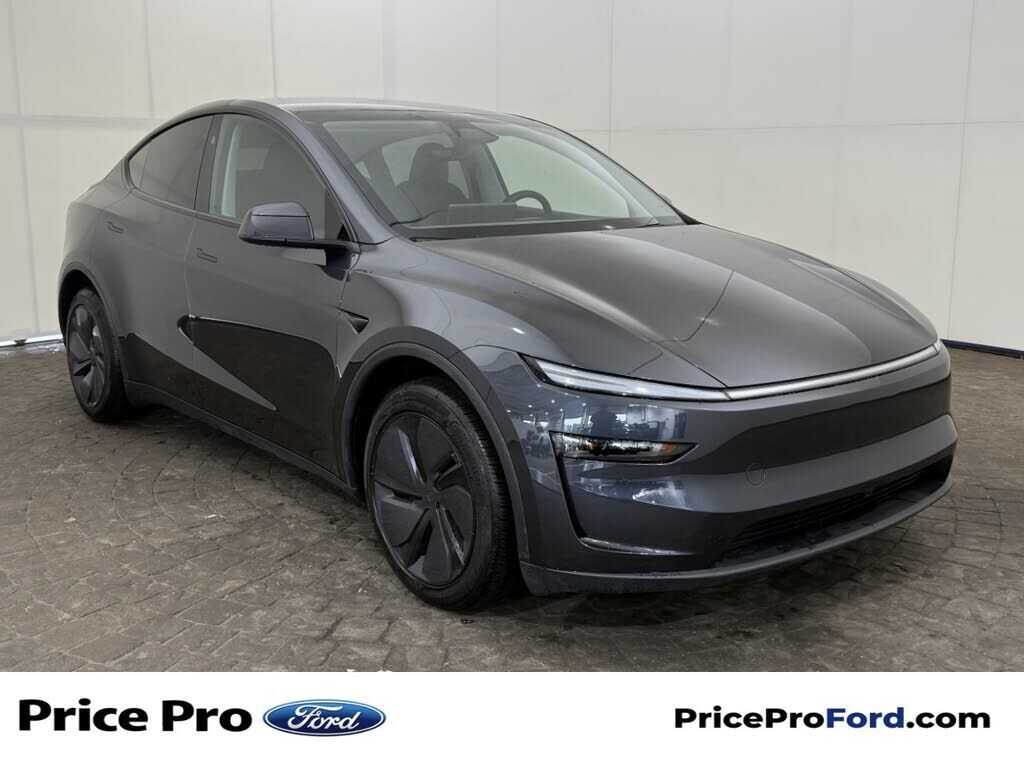 2026 TESLA Model Y