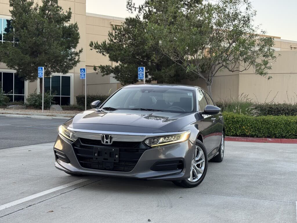 2018 HONDA Accord