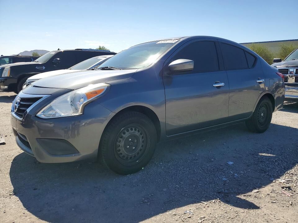 2018 NISSAN Versa