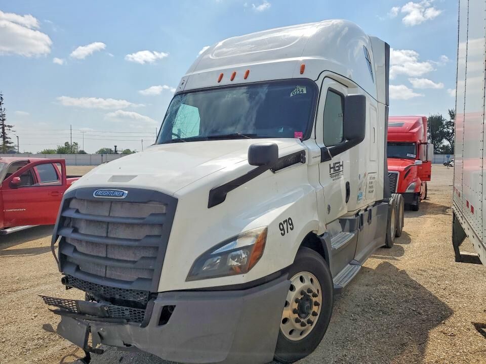 2018 FREIGHTLINER New Cascadia 126" Sleepercab