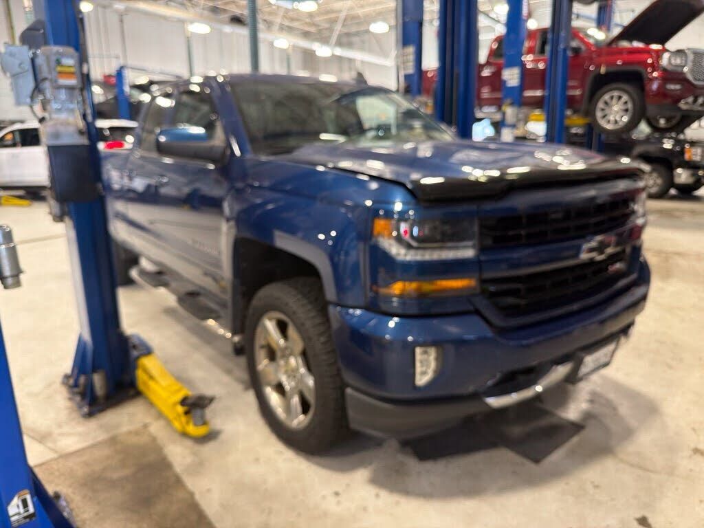2017 CHEVROLET Silverado