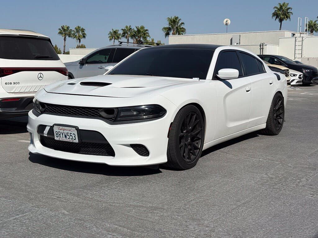 2020 DODGE Charger