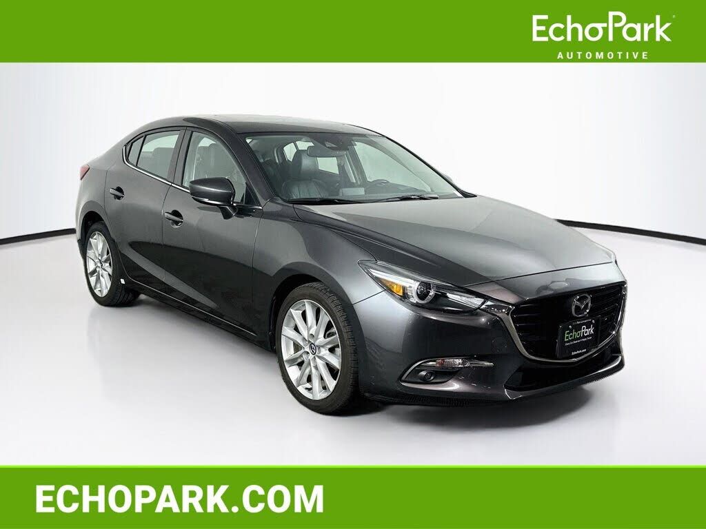 2017 MAZDA Mazda3