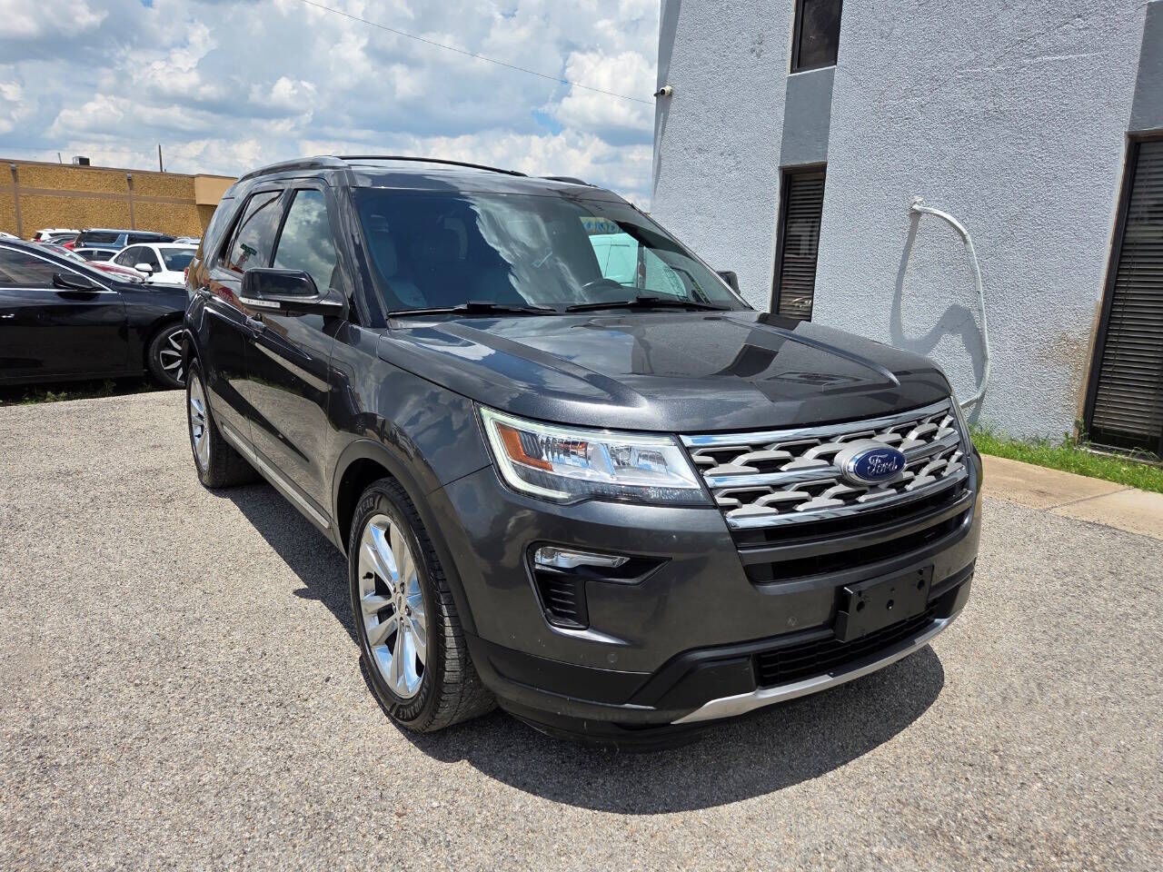 2018 FORD Explorer