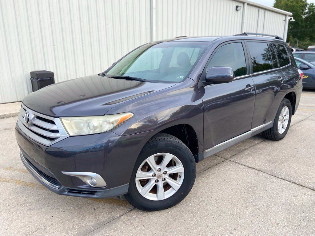 2013 TOYOTA Highlander