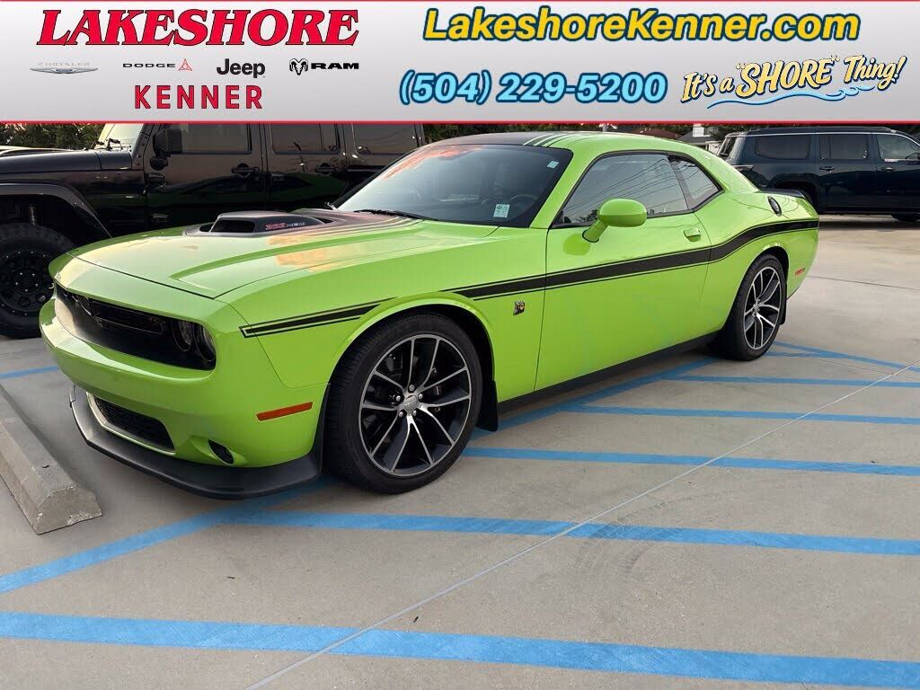 2015 DODGE Challenger