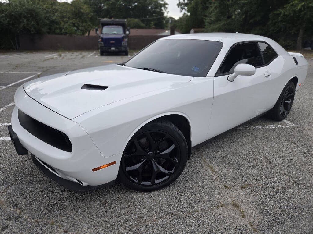 2016 DODGE Challenger
