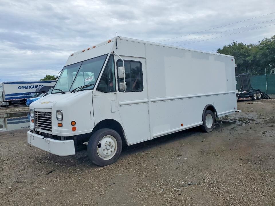 2007 FREIGHTLINER MT 45 Chassis