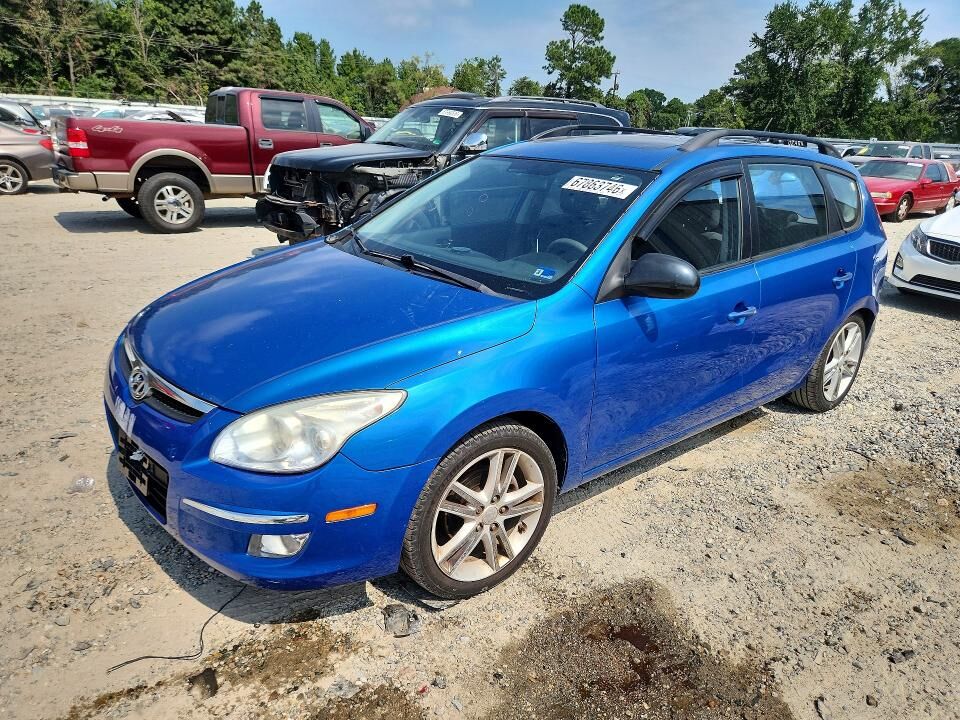 2010 HYUNDAI Elantra Touring