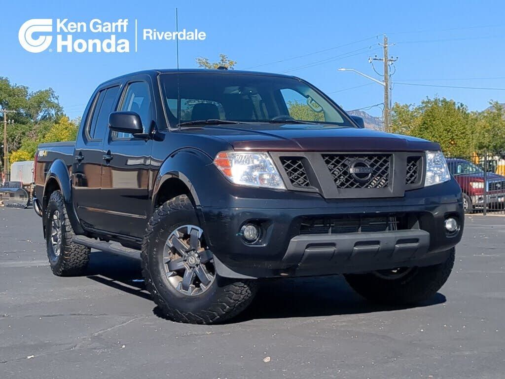 2017 NISSAN Frontier