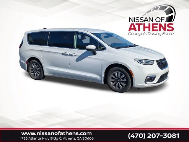 2023 CHRYSLER Pacifica