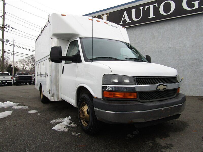 2012 CHEVROLET Express