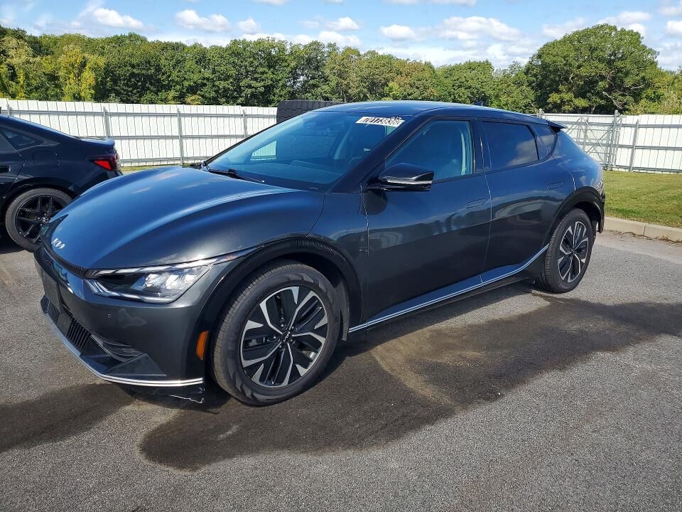 2023 KIA EV6