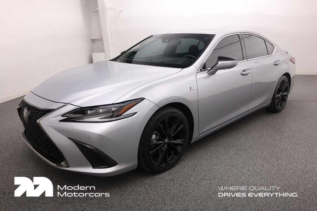 2024 LEXUS ES