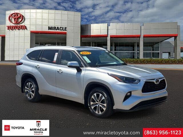 2023 TOYOTA Highlander