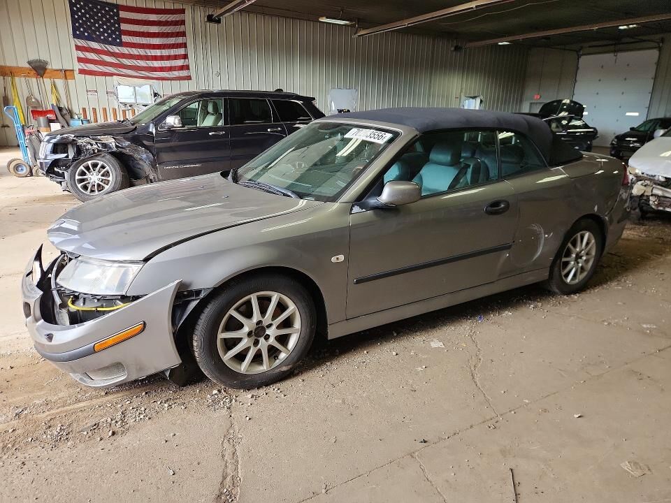 2004 SAAB 9-3