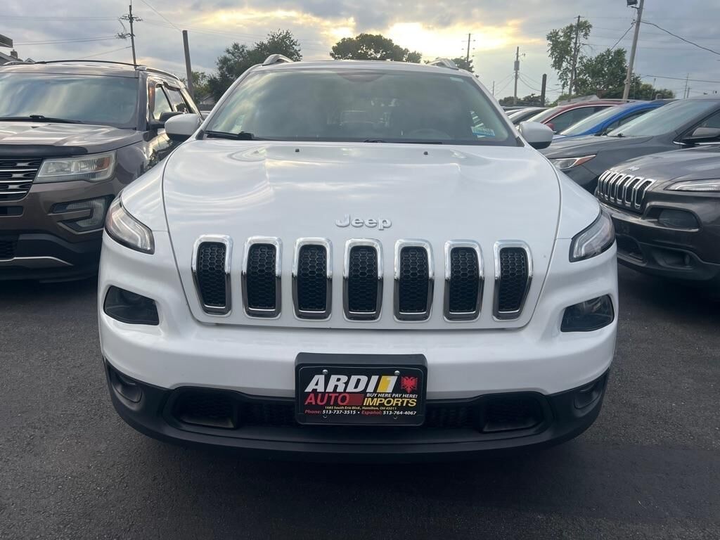 2017 JEEP Cherokee
