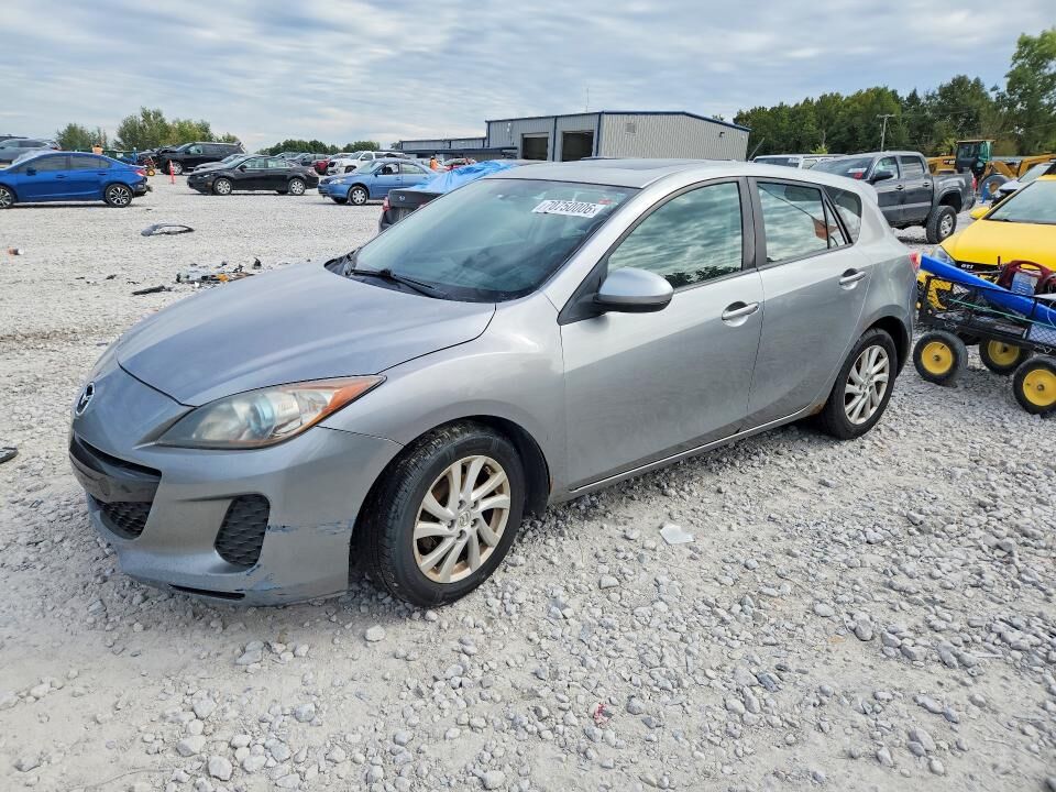 2012 MAZDA Mazda3