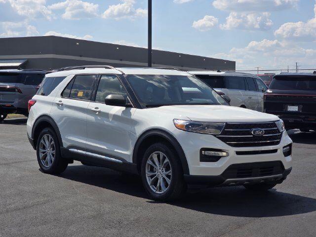 2021 FORD Explorer
