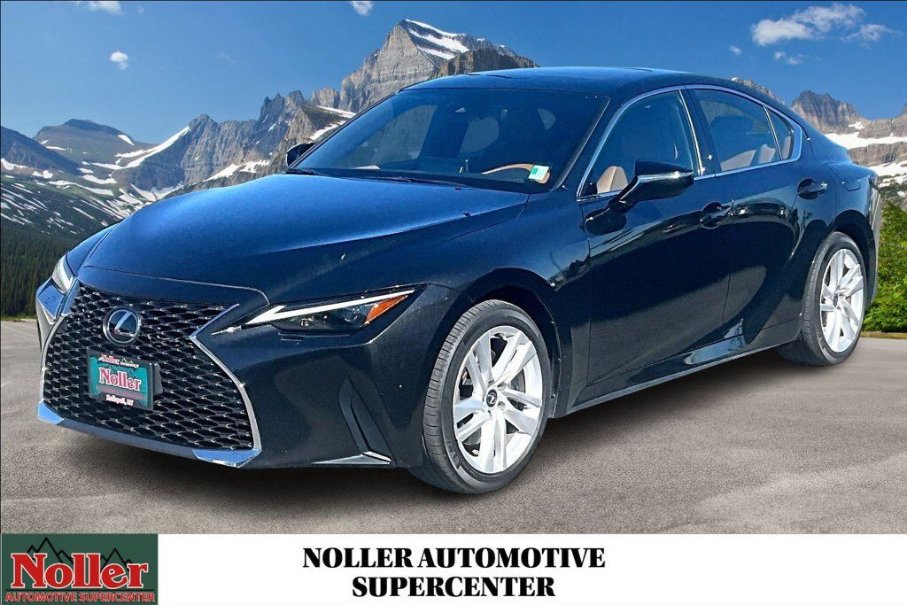 2023 LEXUS IS