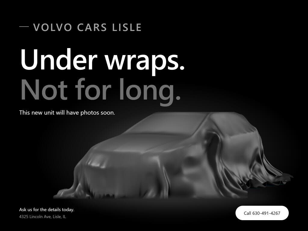 2023 VOLVO C40