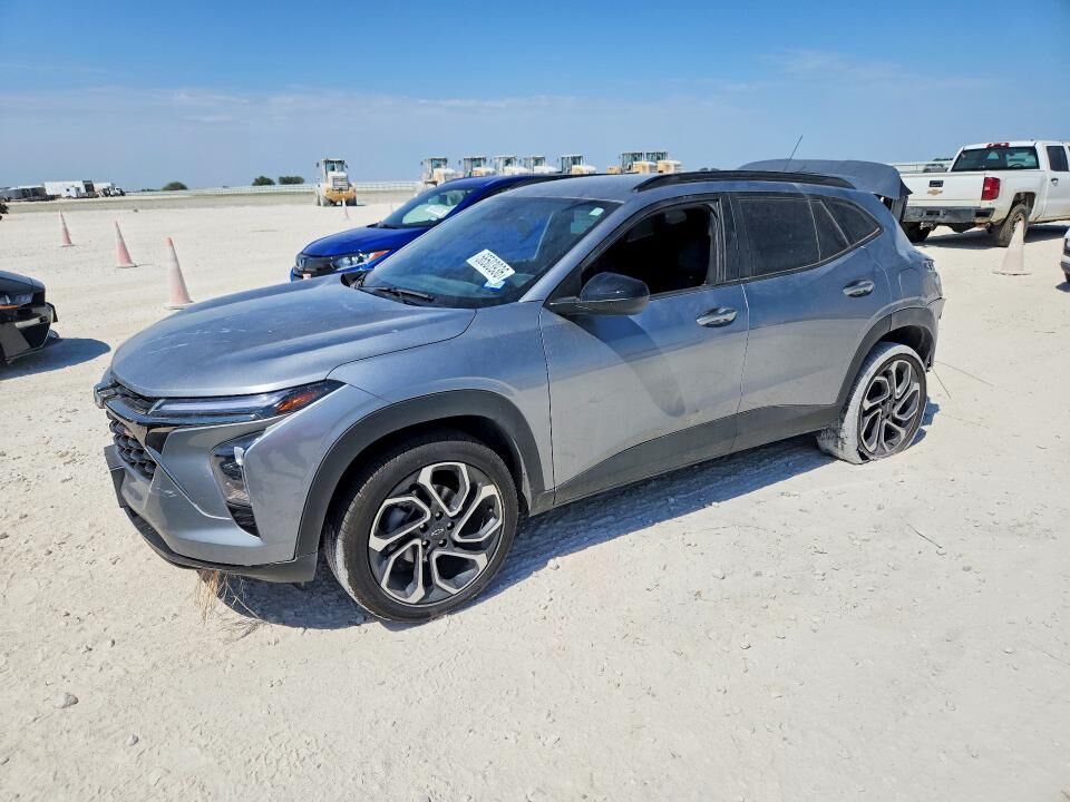 2026 CHEVROLET Trax